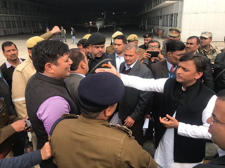 Akhilesh Yadav's plane allegedly stopped at Lucknow airport to “prevent him from attending event in Prayagraj” Akhilesh Yadav prevented from visiting Allahabad; CM Yogi says SP should refrain from its anarchist activities