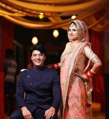 Diya Aur Baati Hum' actor Anas Rashid shares adorable pic with baby girl as he wishes 'chand mubarak' to fans on Eid!