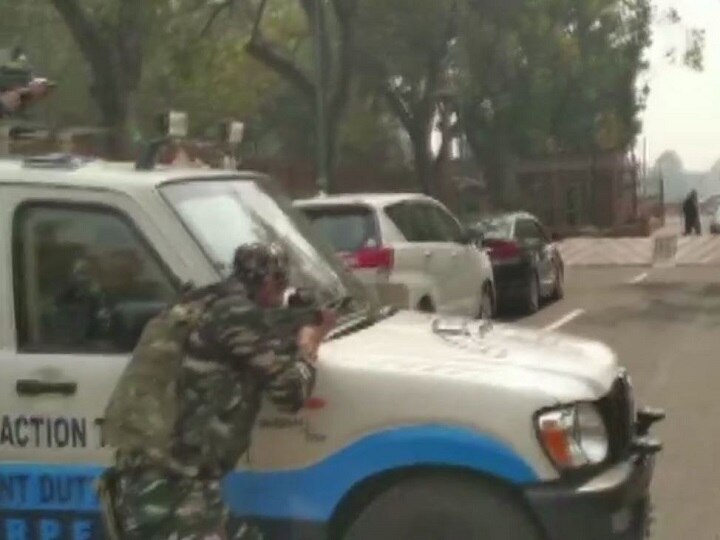 WATCH: Security scare in Delhi after MP’s car rams barricade at Parliament WATCH: Security scare in Delhi after MP’s car rams barricade at Parliament