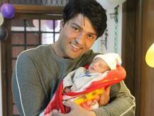 \'Diya Aur Baati Hum\' actor Anas Rashid shares first picture of newborn daughter Aayat on social media!