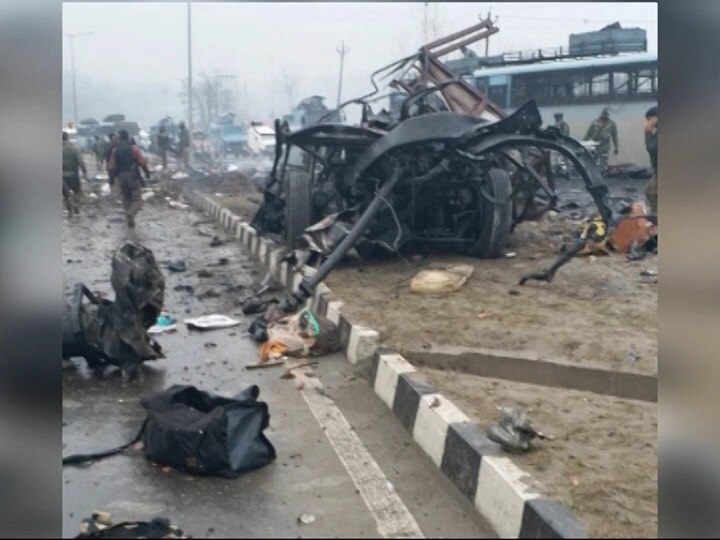 Pulwama terror attack: J&K police detains seven men in connection with attack on CRPF Pulwama terror attack: J&K police detains seven men in connection with attack on CRPF