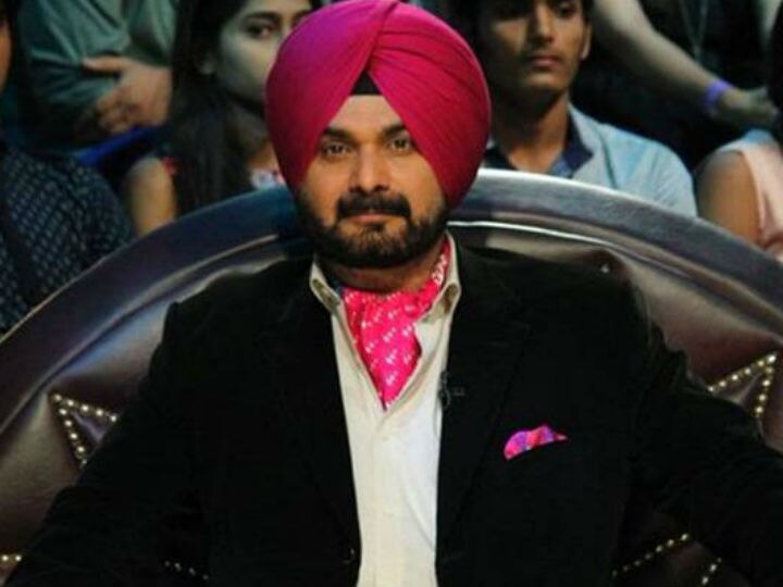 Pulwama Terror Attack: Navjot Singh Sidhu removed from The Kapil Sharma Show; Archna Puran Singh to replace him Pulwama Terror Attack: Navjot Singh Sidhu to be KICKED OUT from The Kapil Sharma Show over his insensitive comments!