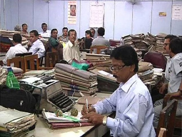 Bonanza for govt employees! Union cabinet increases dearness allowance by 3%; here's what it means Dearness Allowance DA for govt employees, pensioners increased by 3%; here's what it means