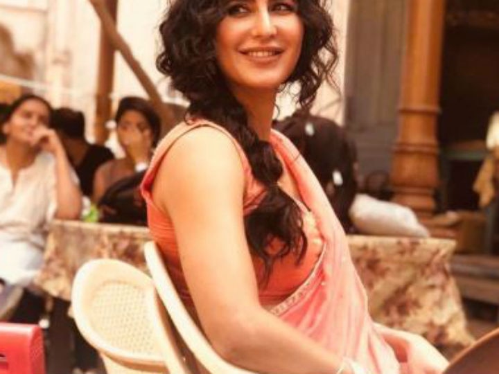 Salman Khan's Bharat movie: Katrina Kaif looks stunning in her NEW PIC  Internet is smitten by Katrina Kaif's NEW PIC from 'Bharat' set