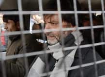 Security cover of 18 Hurriyat leaders, 155 politicians withdrawn by J&K administration