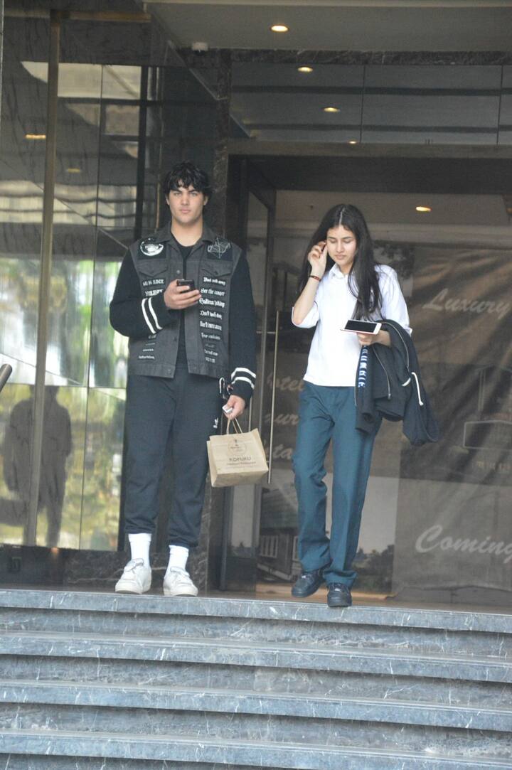 The star kid who generally prefers to stay away from the limelight was snapped as he stepped out of the restaurant 