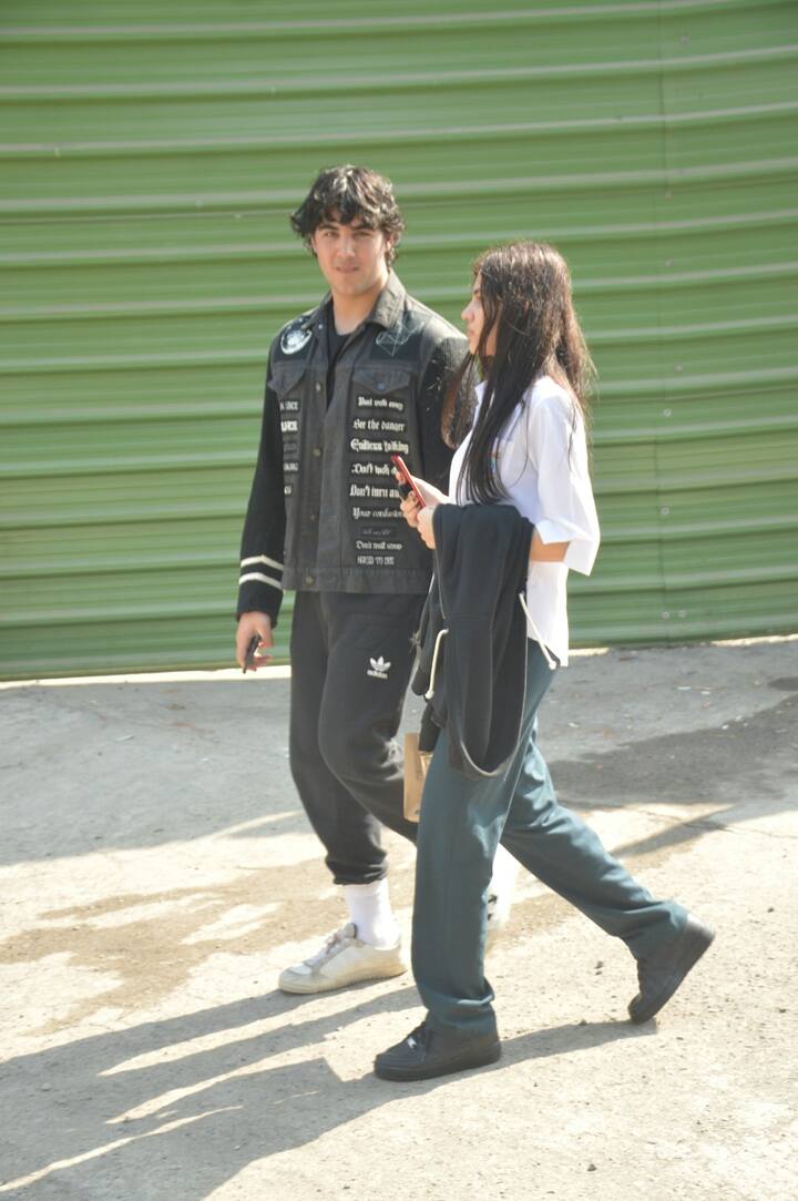 The star kid who generally prefers to stay away from the limelight was snapped as he stepped out of the restaurant 