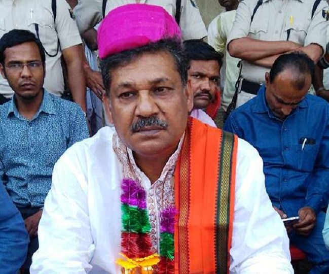 BJP takes a swipe at Kirti Azad for saying Congress workers used to loot poll booths for his father BJP takes a swipe at Kirti Azad for saying Congress workers looted poll booths for his father