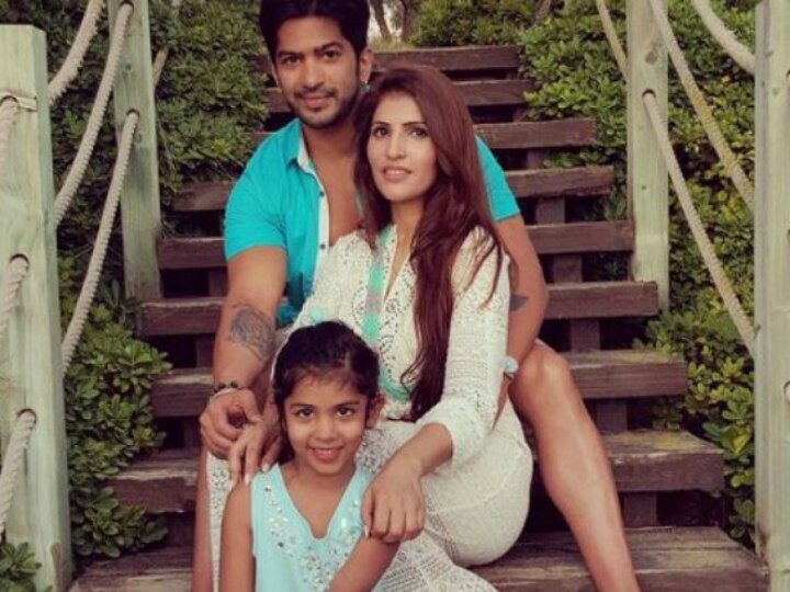 'Yeh Hai Mohabbatein' actor Amit Tandon & wife Ruby Tandon to give another chance to their marriage after filing for divorce! Amit Tandon & wife Ruby Tandon to give their marriage second chance after filing for divorce!