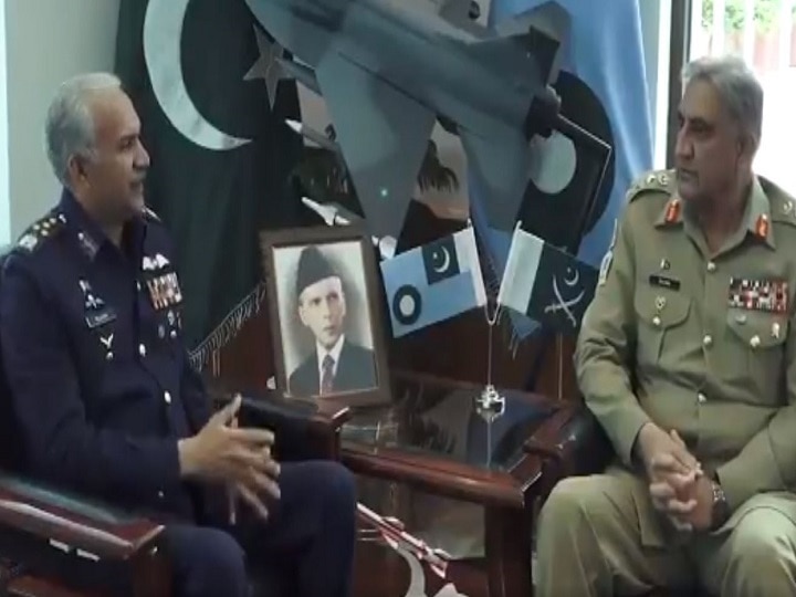 Pakistan Army Chief Bajwa pays visit to Air Headquarters; deliberates on operational environment with Air Chief Fearing retaliation from India, Pak Army Chief Bajwa meets Air Chief; discusses defence strategies