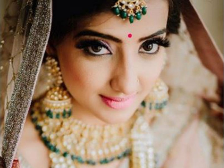 Newly married TV actress Lovey Sasan shares UNSEEN PICS as Sabyasachi bride from her Sikh wedding in Amritsar!  Newly married TV actress Lovey Sasan shares UNSEEN PICS from her Sikh wedding in Amritsar