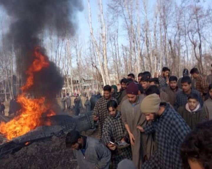 Budgam SSP was quoted as saying that IAF's technical team will visit the spot and ascertain facts. 