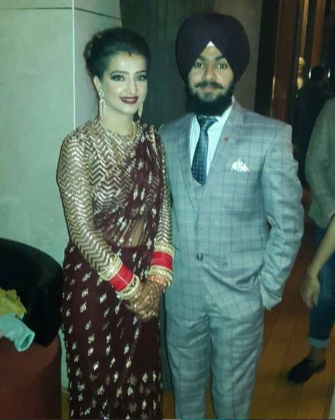 After stunning wedding pics newly married TV actress Lovey Sasan shares gorgeous UNSEEN clicks from her reception!