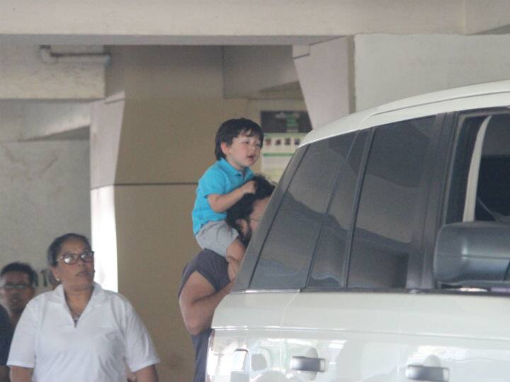 Taimur Ali Khan recently stepped out of his house in style on his nawab daddy Saif Ali Khan’s back as the father-son duo was clicked by paps. 