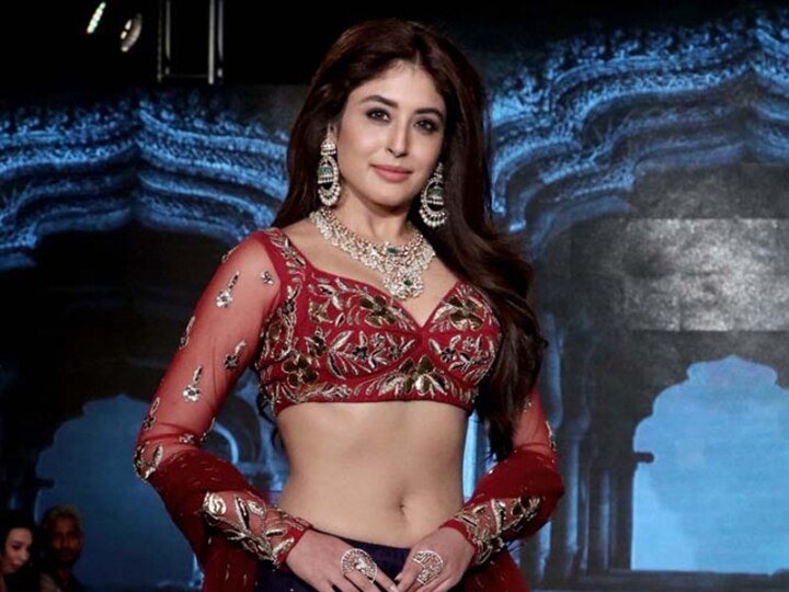 Kritika Kamra to ENTER Star Bharat’s Pyaar Ke Papad? Actress DENIES the rumours Kritika Kamra to ENTER 'Pyaar Ke Papad'? Here's what the actress has to say!