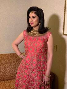 PICS! 80s lead actress Meenakshi Seshadri at Miss India USA pageant 2019 as chief guest in New Jersey!