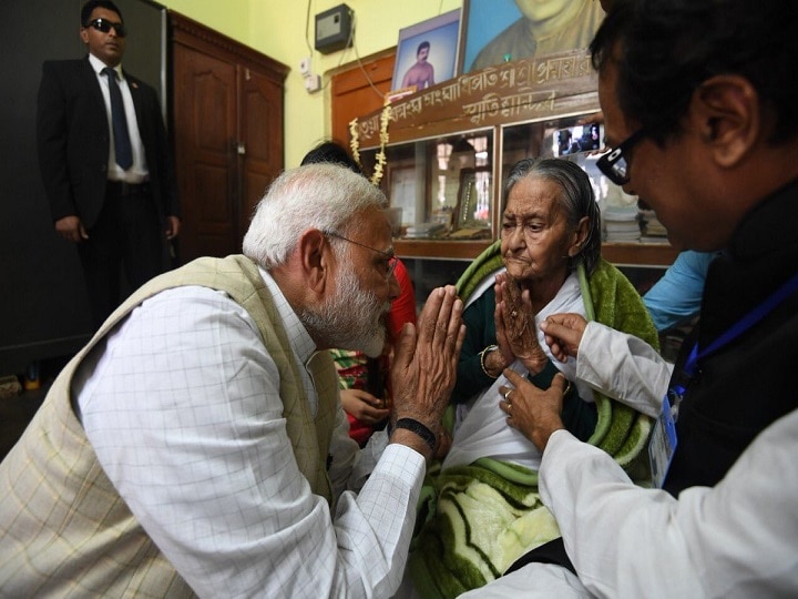 Matua matriarch Binapani Devi passes away at 100; PM Modi condoles death, Mamata announces state funeral Matua matriarch Binapani Devi 'Boroma' passes away at 100; PM Modi condoles death, Mamata announces state funeral