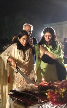PHOTOS: Janhvi Kapoor celebrates her 22nd BIRTHDAY with dad Boney and sister Khushi on the ghats of Varanasi!