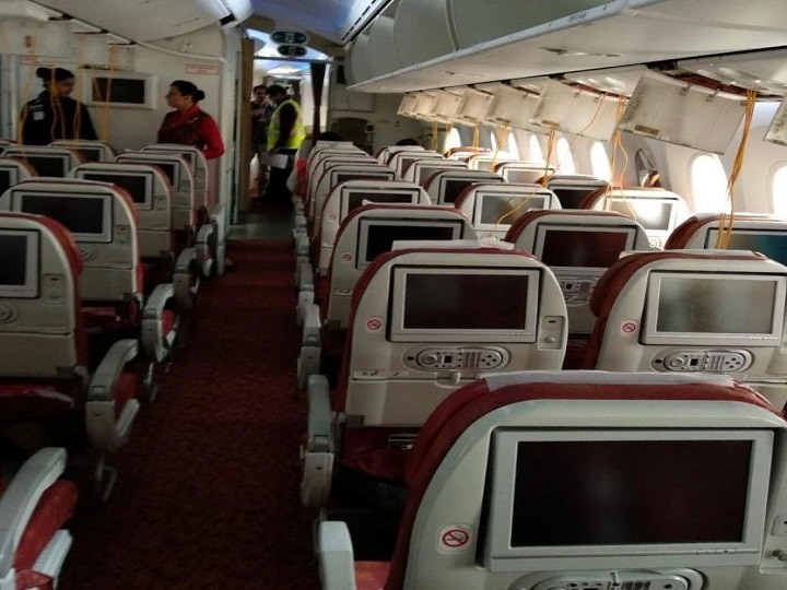 Air India flight to Frankfurt returns Delhi after cabin loses air pressure at 20,000 ft; all passengers safe Frankfurt-bound Air India flight returns to Delhi after cabin loses air pressure at 20,000 ft; all passengers safe