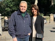 Rishi Kapoor denies returning home this month!