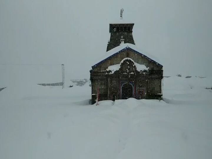 Reconstruction work in the Kedarnath area was suspended in the wake of heavy snowfall. /ABP News Grab
