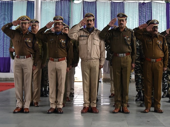 After Jammu grenade blast, CRPF personnel donated blood for blast victims After Jammu grenade blast, CRPF personnel donated blood for blast victims