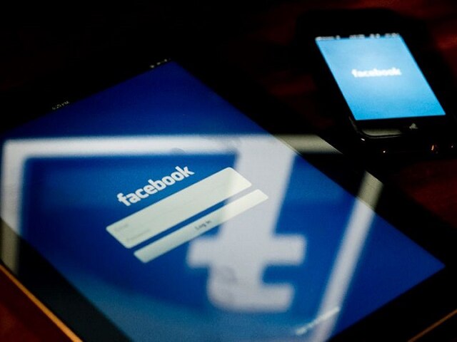 Not again! New bug in Facebook Messenger lets hackers see who you've had conversations with Facebook Messenger bug lets hackers see who you've had conversations with