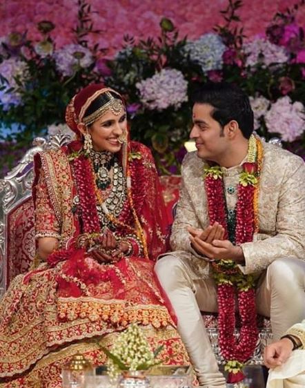 FIRST PIC from Akash Ambani-Shloka Mehta's WEDDING RECEPTION is here; Newlyweds look like a match made in heaven!