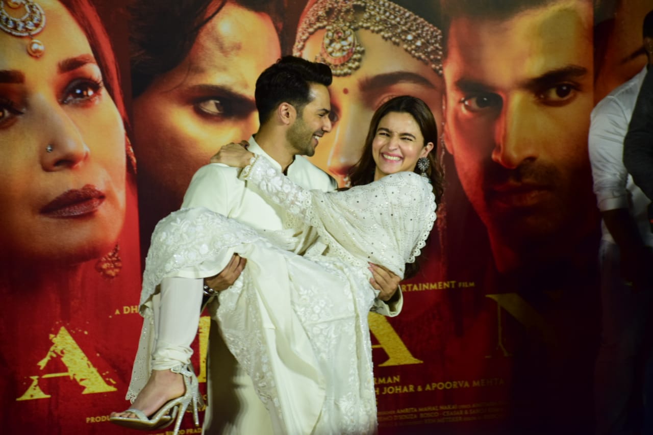 Kalank' Teaser Launch: Want to work more with her: Sanjay on Madhuri