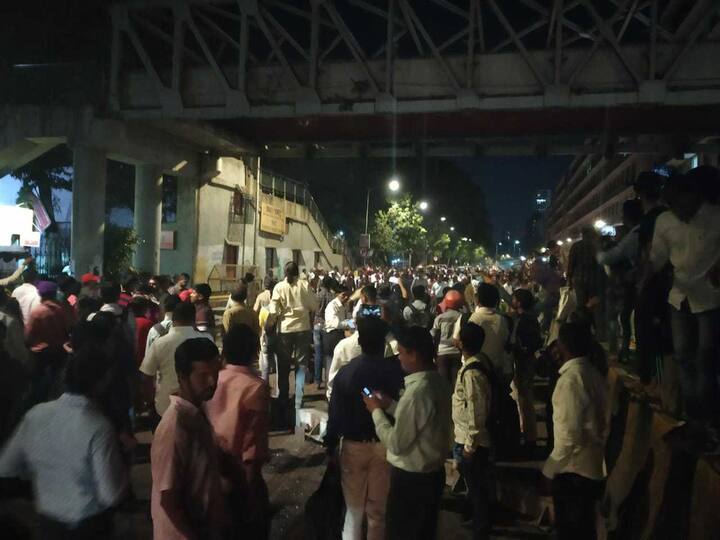 Commuters have been asked to use alternate routes. IMAGE: TWITTER/ aman_adityaa