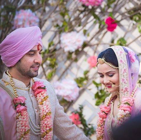 In the pictures, Puru & Rishni are looking stunning as they twin in pastel pink. (Photo: Instagram)