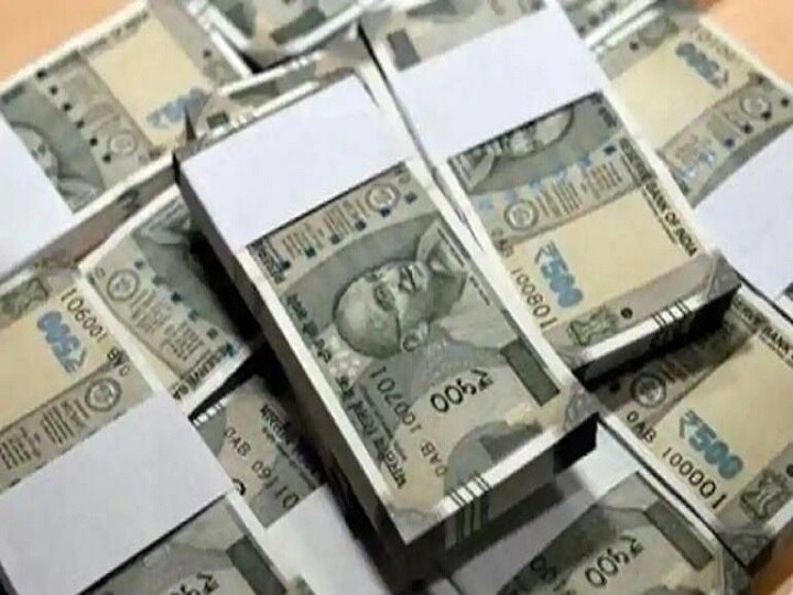 Terror funding crackdown: IT dept unearths undisclosed cash, properties worth crores in J&K Terror funding crackdown: IT dept unearths undisclosed cash, properties worth crores in J&K