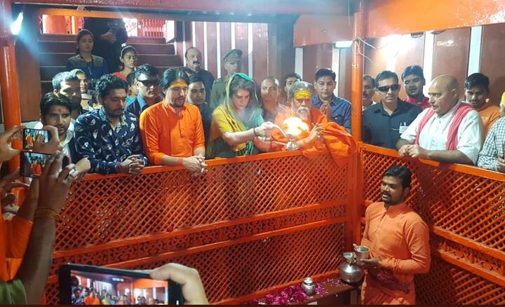 Congress General Secretary Priyanka Gandhi today offered prayers at the Bade Hanuman Temple in Prayagraj before staring her boat ride in Ganga. 