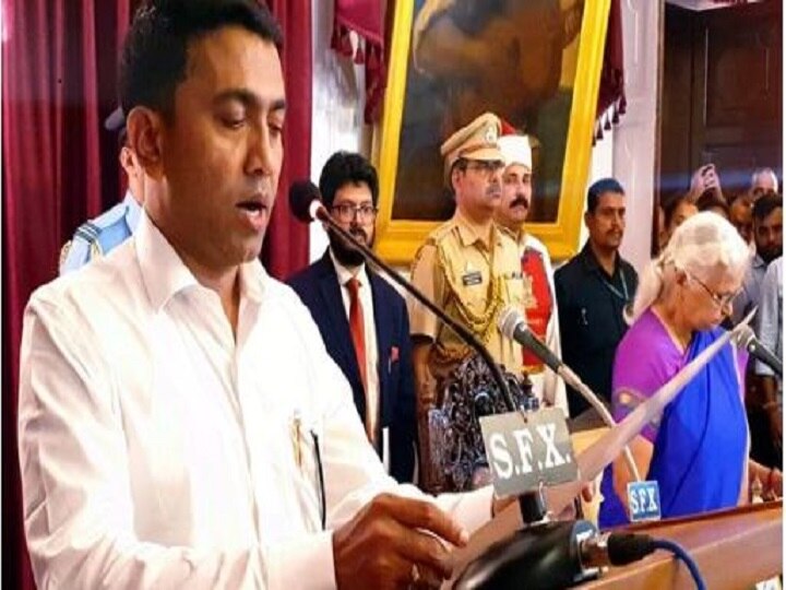 Goa gets a new CM in the wee hours; BJP's Pramod Sawant takes oath Goa gets a new CM in the wee hours; BJP's Pramod Sawant takes oath