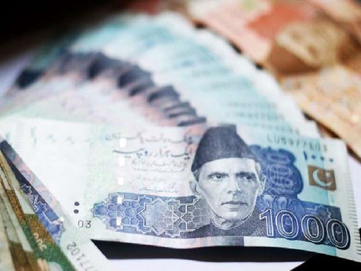 Pakistan govt believes $11 billion stashed abroad by its citizens: Report Pakistan govt believes $11 billion stashed abroad by citizens, says number of offshore accounts was 'mind-boggling'