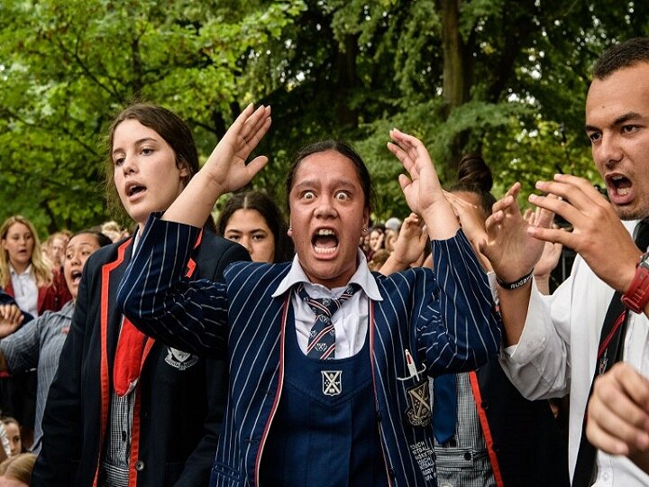 'I Live! I Die!': After attack mosque attack, New Zealand uses haka to heal 'I Live! I Die!': After mosque attack, New Zealand uses haka to heal