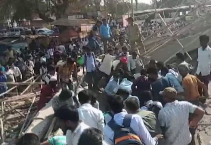 CM Kumaraswamy said he has directed the chief secretary to supervise the rescue operation and to send experienced rescue teams by special flight to Dharwad. (ANI) 