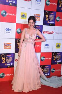 Zee Cine Awards 2019: Ankita Lokhande, Mrunal Thakur, Radhika Madan look STUNNING (SEE PICS)