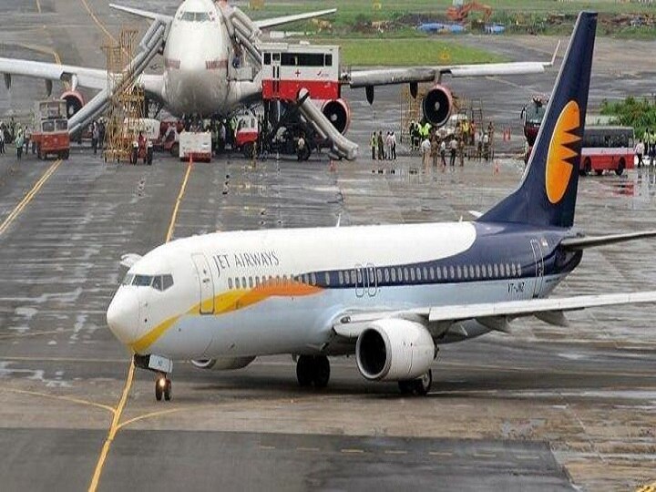 Jet Airways crisis deepens as pilots threaten to stop flying from April 1; seek resolution on salary dues Jet Airways crisis deepens as pilots threaten to stop flying from April 1; seek resolution on salary dues