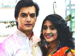 'Yeh Rishta..' stars Mohsin Khan & Shivangi Joshi shoot for Holi sequence; Here are the pics!
