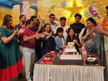 PICS: \'Kullfi Kumarr Bajewala\' completes 1 year; Mohit Malik & other cast members celebrate together!
