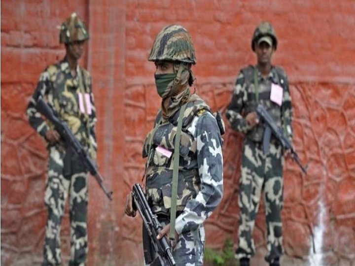 CRPF constable shoots dead 3 jawans after Altercation in J&K Camp, then shoots self CRPF constable shoots dead 3 jawans after altercation in J&K camp, then shoots self