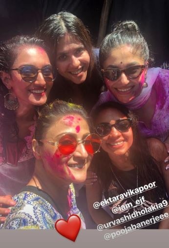 Holi 2019: Erica Fernandes, Parth Samthaan, Vikas Gupta, Karishma Tanna & other TV stars at Ekta Kapoor's Holi bash; SEE PICS