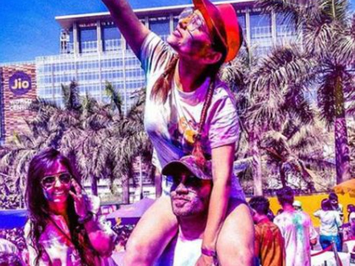 Holi 2019: Manikarnika actress Ankita Lokhande celebrates her ‘Bestest Holi’ with rumoured boyfriend Vikas Jain! IN PICS: Manikarnika actress Ankita Lokhande celebrates her ‘Bestest Holi’ with rumoured boyfriend!