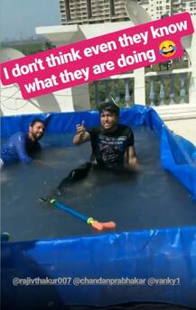 Kapil Sharma & wife Ginni Charath\'s celebrate first Holi posting Wedding with TKSS members Rochelle, Krushna & others!