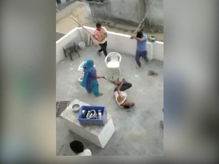 Gurugram SHOCKER: Goons barge into a house, thrash family members on Holi Gurugram SHOCKER: Goons barge into a house, thrash family members on Holi Gurugram SHOCKER: Goons barge into a house, thrash family members on Holi