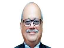 President administers oath of office to Justice Ghose as India\'s first Lokpal chief