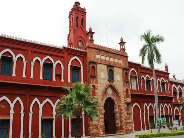 Kashmiri Students In AMU To Protest Eid Lunch Eid al adha aligarh muslim university boycott lunch kashmiri students