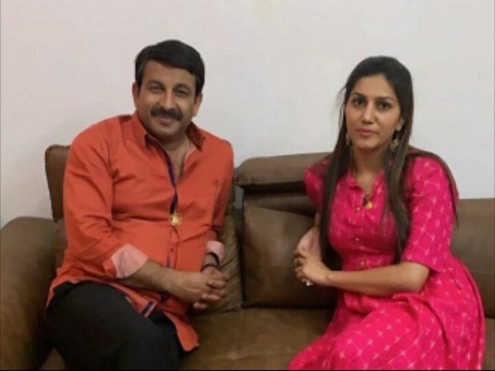 Photographs of Sapna Choudhary's meeting with Manoj Tiwari surface a day after her flip from Congress Sapna Choudhary’s photo with Manoj Tiwari surfaces; likely to join BJP soon