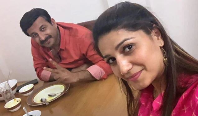 IN PICS: Sapna Choudhary meets Delhi BJP Chief Manoj Tiwari, a day after denying she's joining Congress